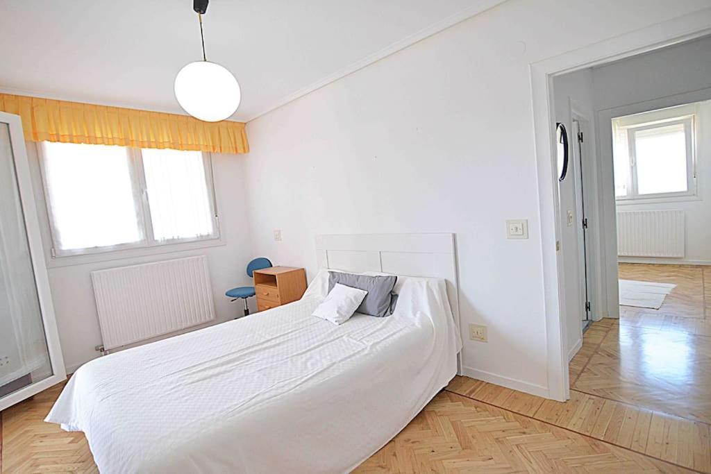 El Apartamento De Santa Pilar By Just Room 산탄데르 외부 사진