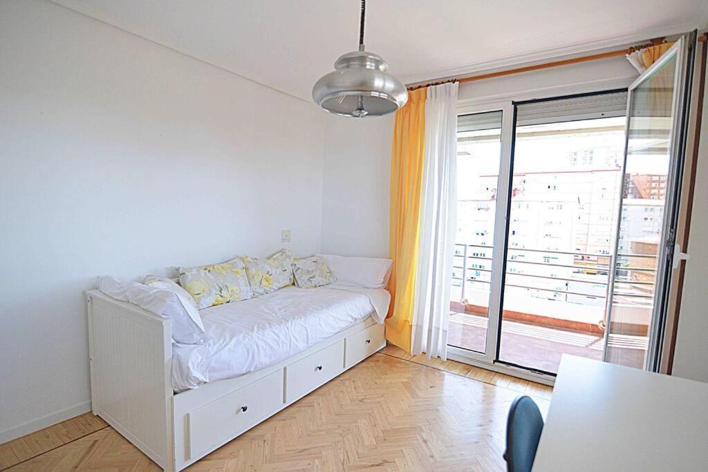 El Apartamento De Santa Pilar By Just Room 산탄데르 외부 사진